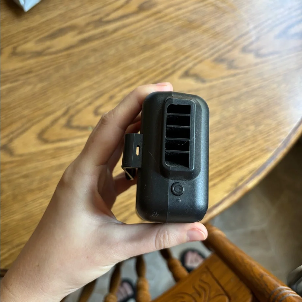 Rechargeable Belt Fan - Picture 7 of 10